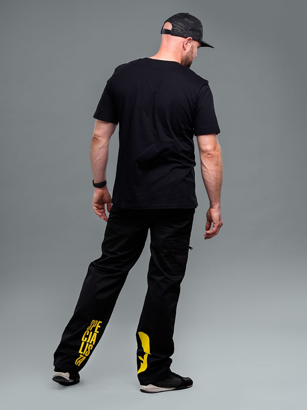 T-shirt i spodnie Specjalista